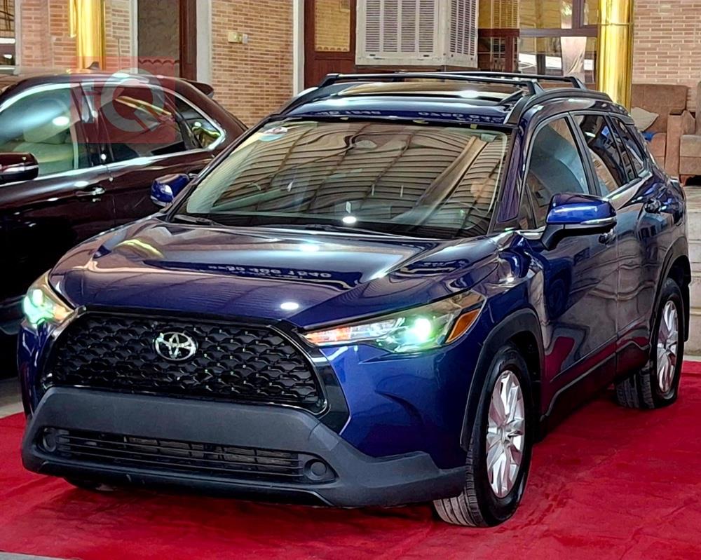 تۆیۆتا کۆرۆلا کرۆس